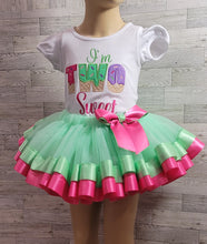 Load image into Gallery viewer, Two Sweet Tutu Outfit