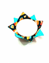 Load image into Gallery viewer, Handmade Reversible Bowl Cozy, Microwavable Bowl Holder soup Bowl Holder